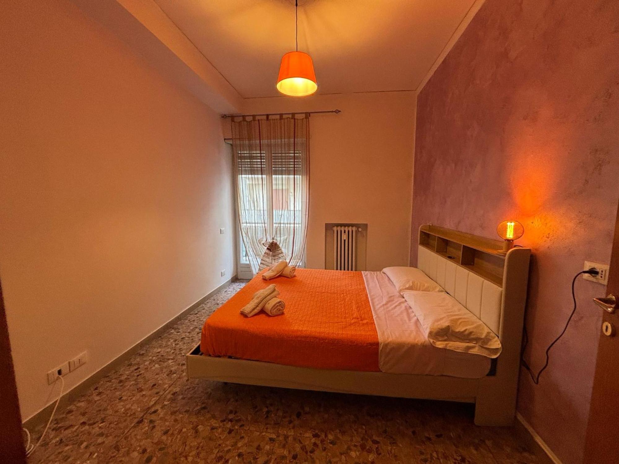 Marconi Rooms And Apartments
